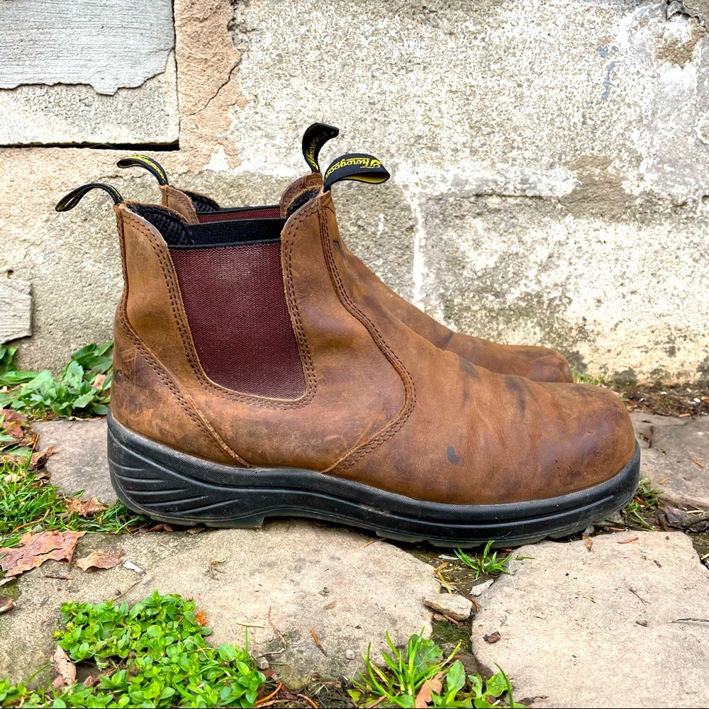Skip-on Boots